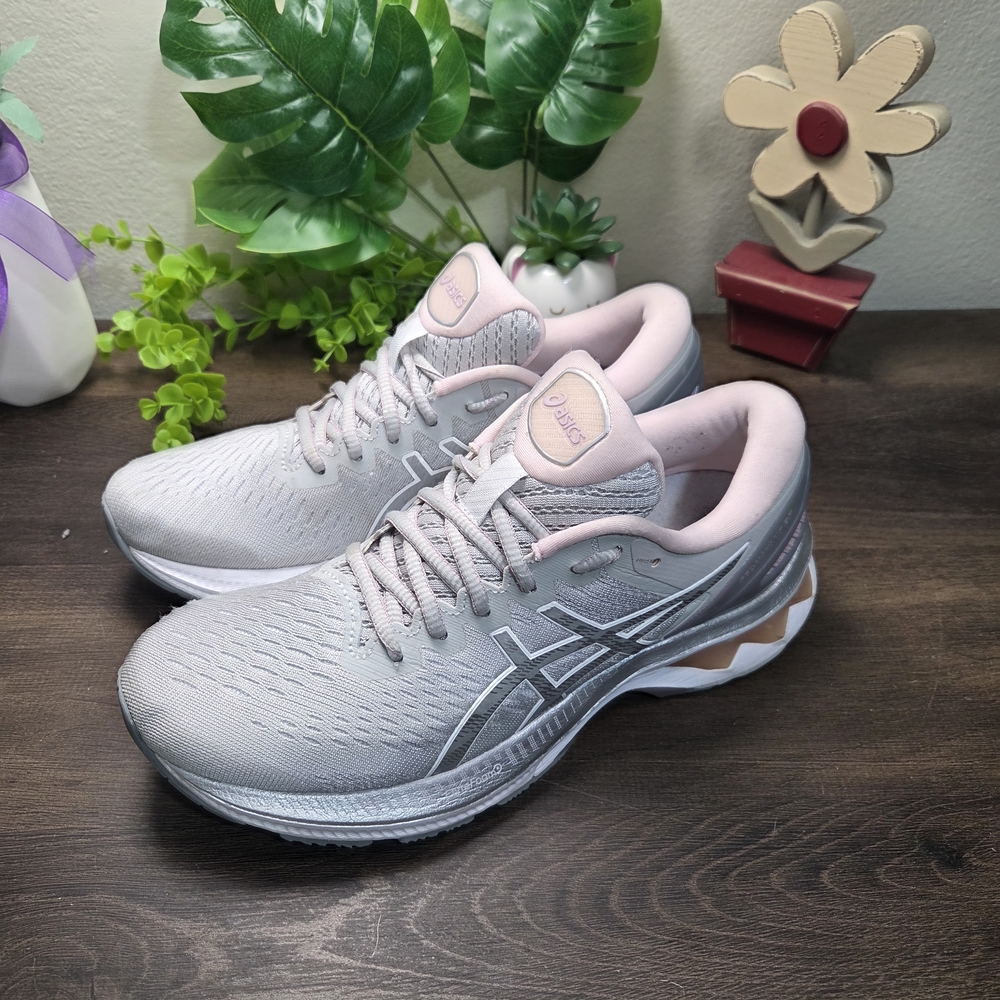 WOMEN'S ASICS GEL KAYANO 27 1012B283 size 8.5  glacier/pink #0059